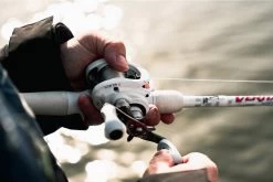 Abu Garcia Veritas Baitcasting Combo 16 Abu Garcia Veritas Baitcasting Combo -Danshui Fishing Shop ABU BAITCAST COMBO VERITAS LIFESTYLE 2021 001