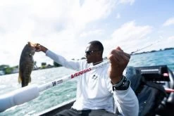 Abu Garcia Veritas Winch Baitcasting Rod 17 Abu Garcia Veritas Winch Baitcasting Rod -Danshui Fishing Shop ABU CASTING ROD VERITAS PLX WINCH LIFESTYLE 2020 002